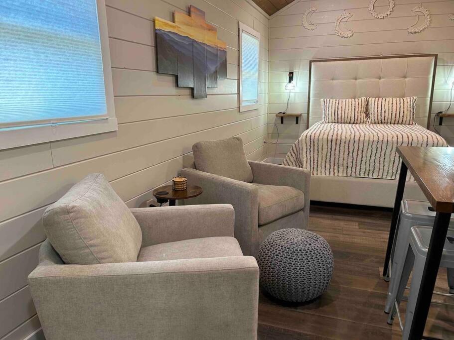 Blissful Nook Tiny Home ~ Cozy Retreat W/ Hot Tub; Near Town And Deep Creek Bryson City Exteriör bild